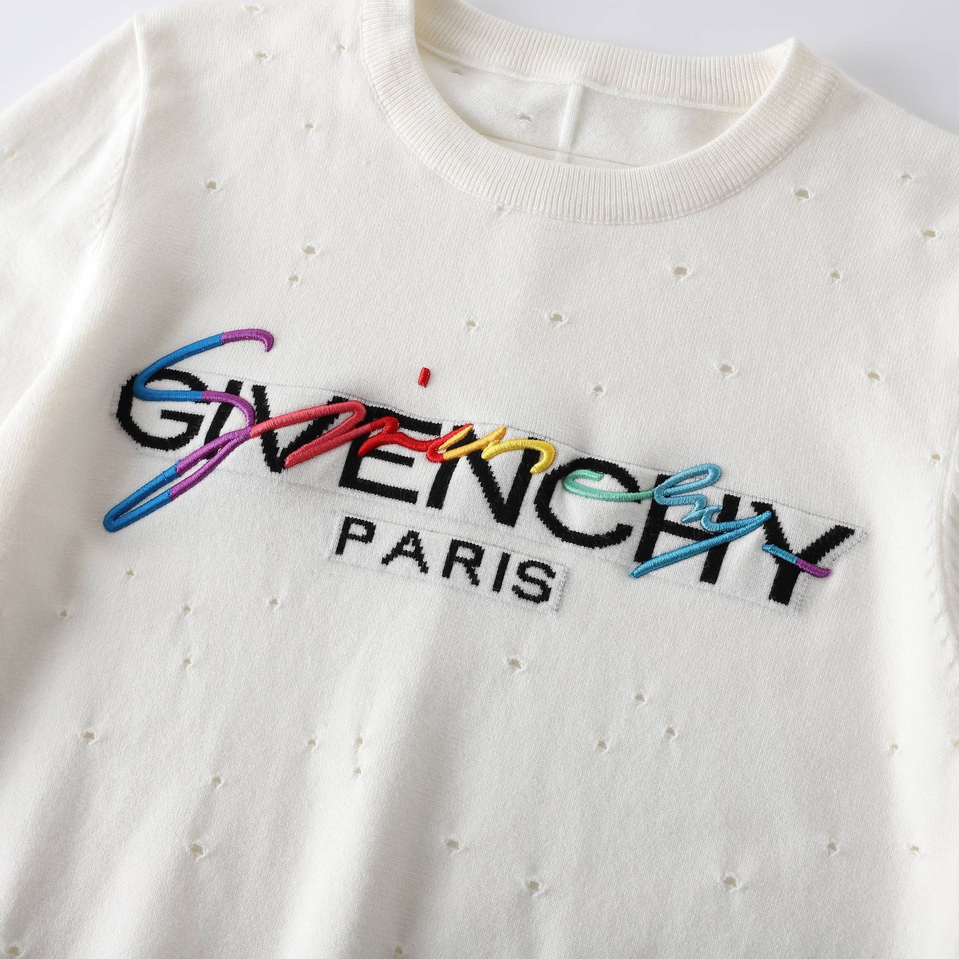 GIVENCHY - SWEATSHIRT