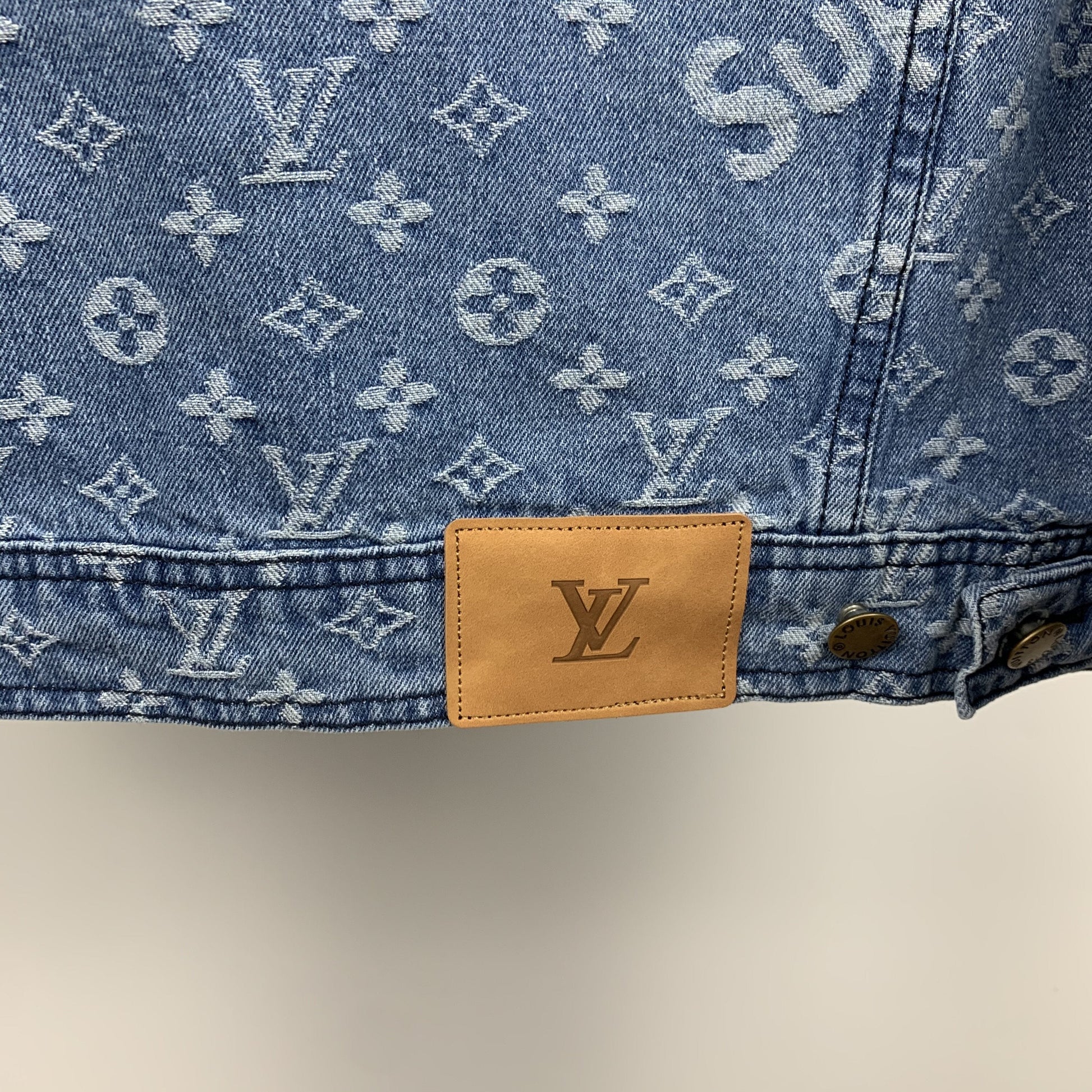 LOUIS VUITTON - JACKET