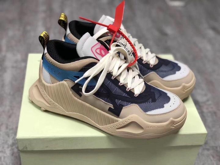 OFF-WHITE - SNEAKER